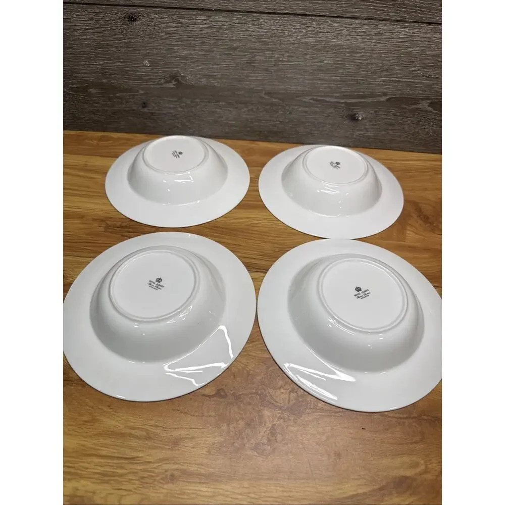 Royal Albert diameter 4”
